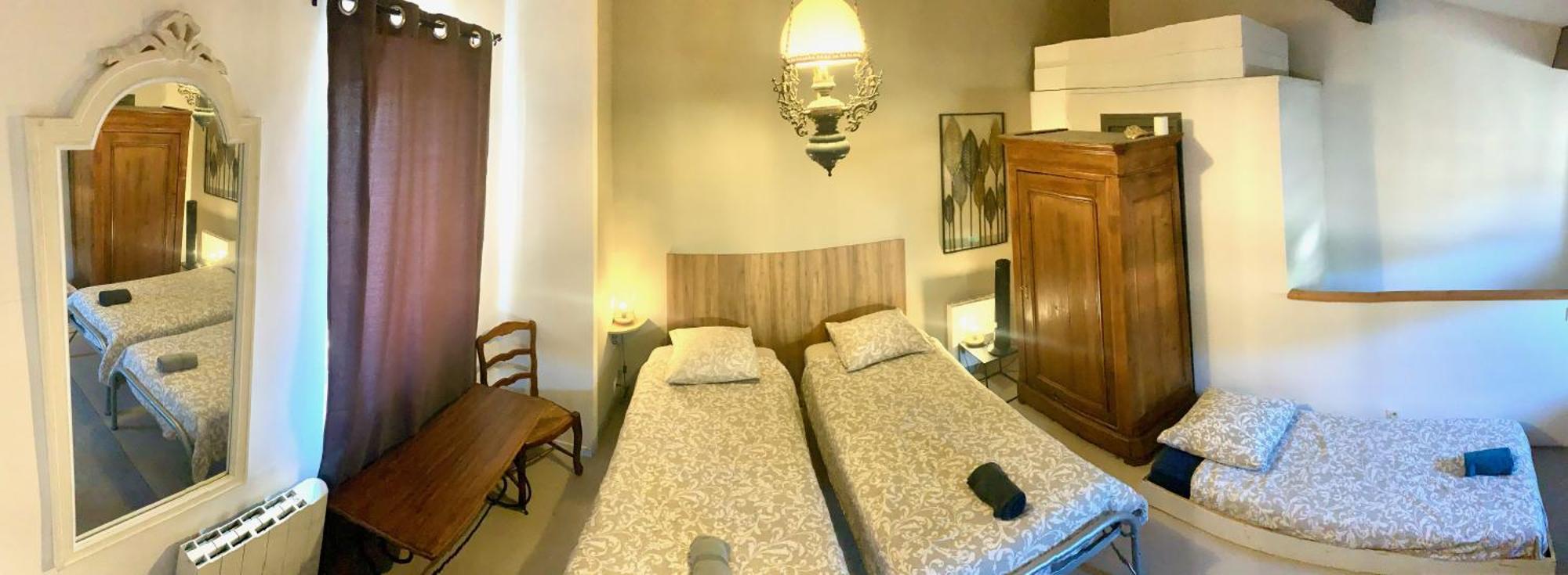 Le Perchoir Bed & Breakfast Merindol Bagian luar foto